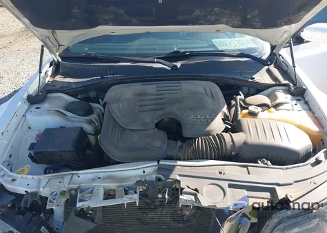 2015 Chrysler 300 300S from USA, damaged, VIN 2C3CCABG5FH829286